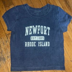 BRANDY MELVILLE JOHN GALT NEWPORT RHODE ISLAND BABY TEE